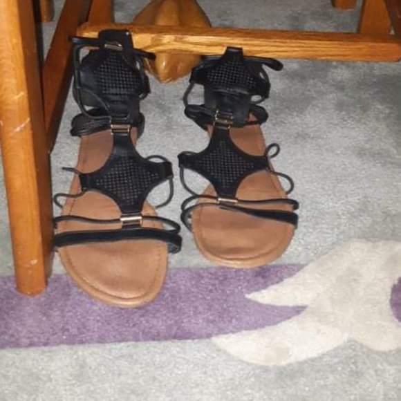 Black zip up sandals - Picture 1 of 1